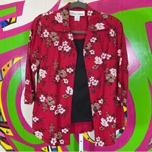 Gloria Lance, Built in Shirt Blouse. Size Small. In excellent condition!